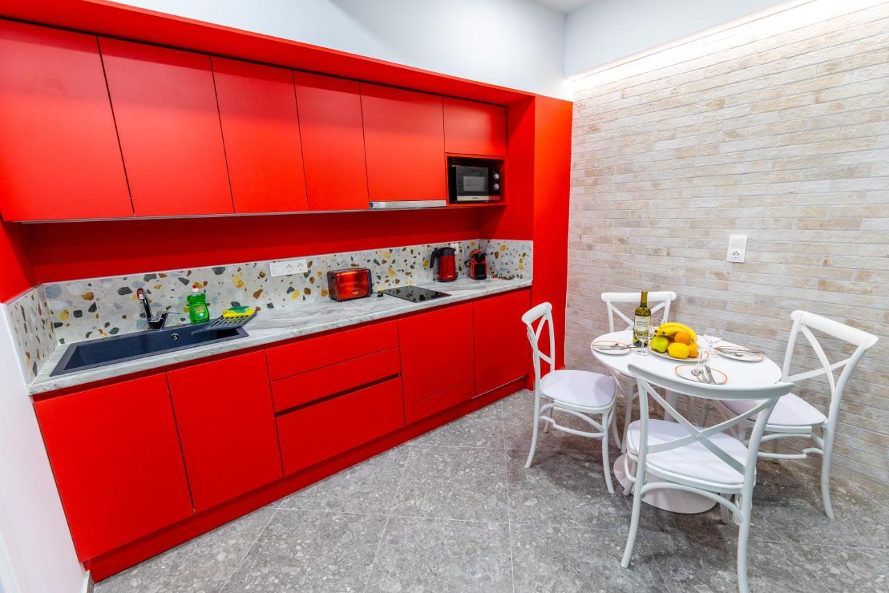 Bright Apartment In The Center Vipgreece Афины Экстерьер фото