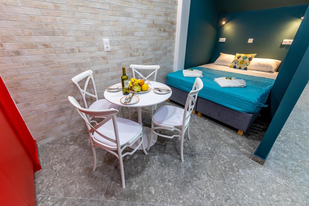 Bright Apartment In The Center Vipgreece Афины Экстерьер фото